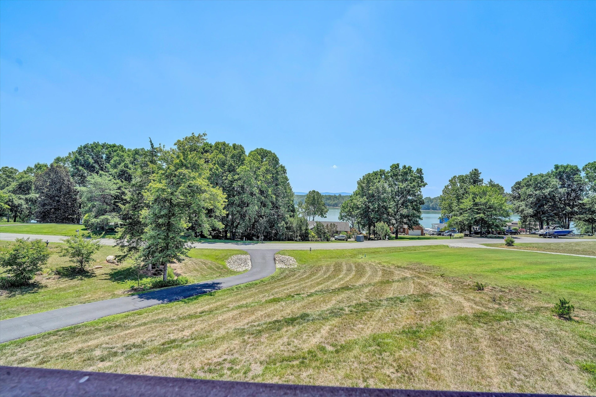 209 Park Shores CIR - Photo 33