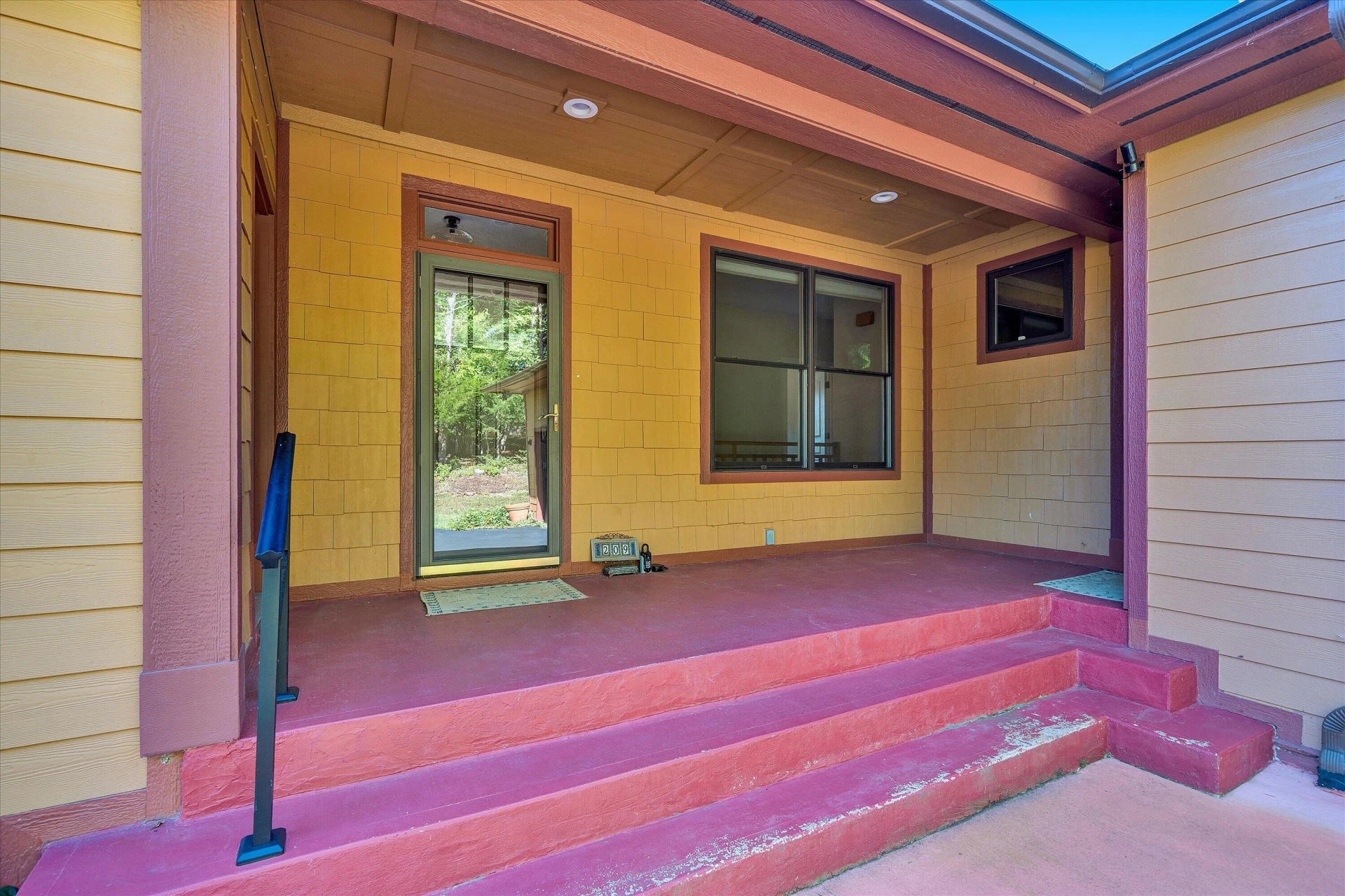209 Park Shores CIR - Photo 52