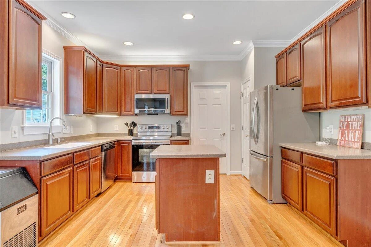 1157 Lakeland Pines DR - Photo 13