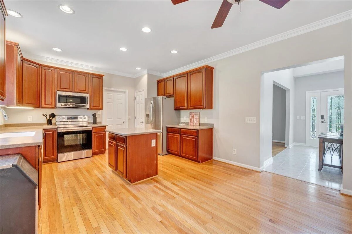 1157 Lakeland Pines DR - Photo 17