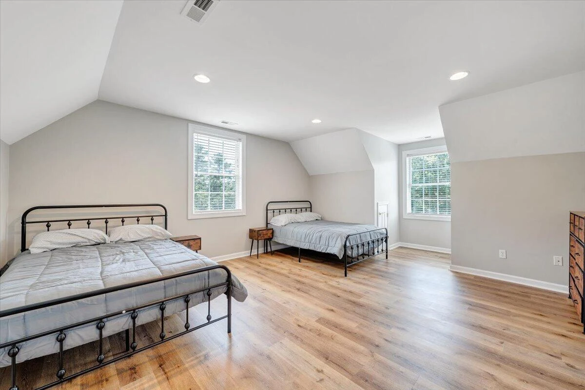 1157 Lakeland Pines DR - Photo 30