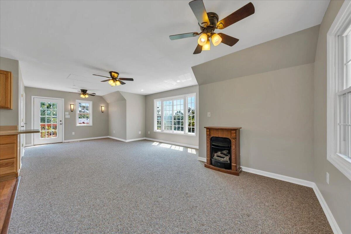 1157 Lakeland Pines DR - Photo 49