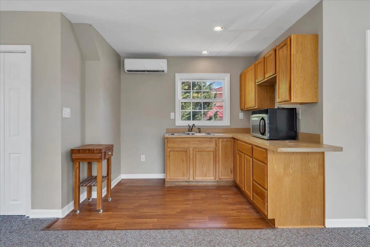 1157 Lakeland Pines DR - Photo 52