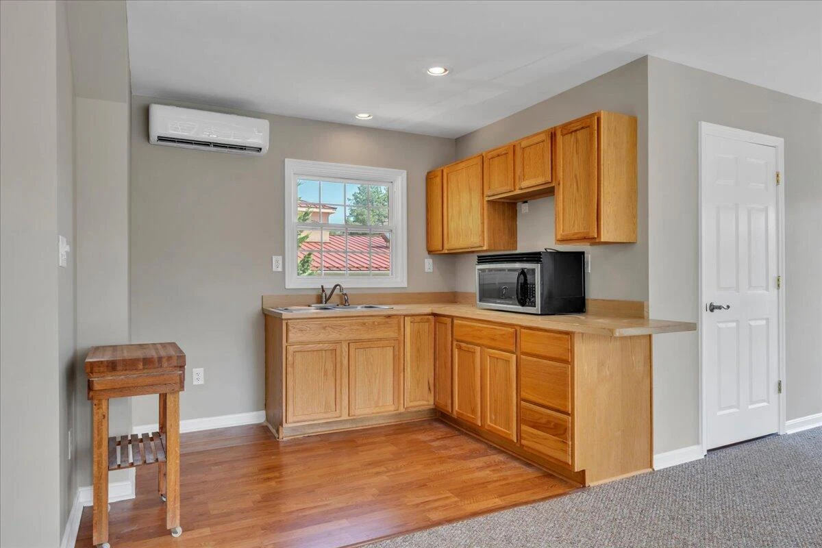 1157 Lakeland Pines DR - Photo 53