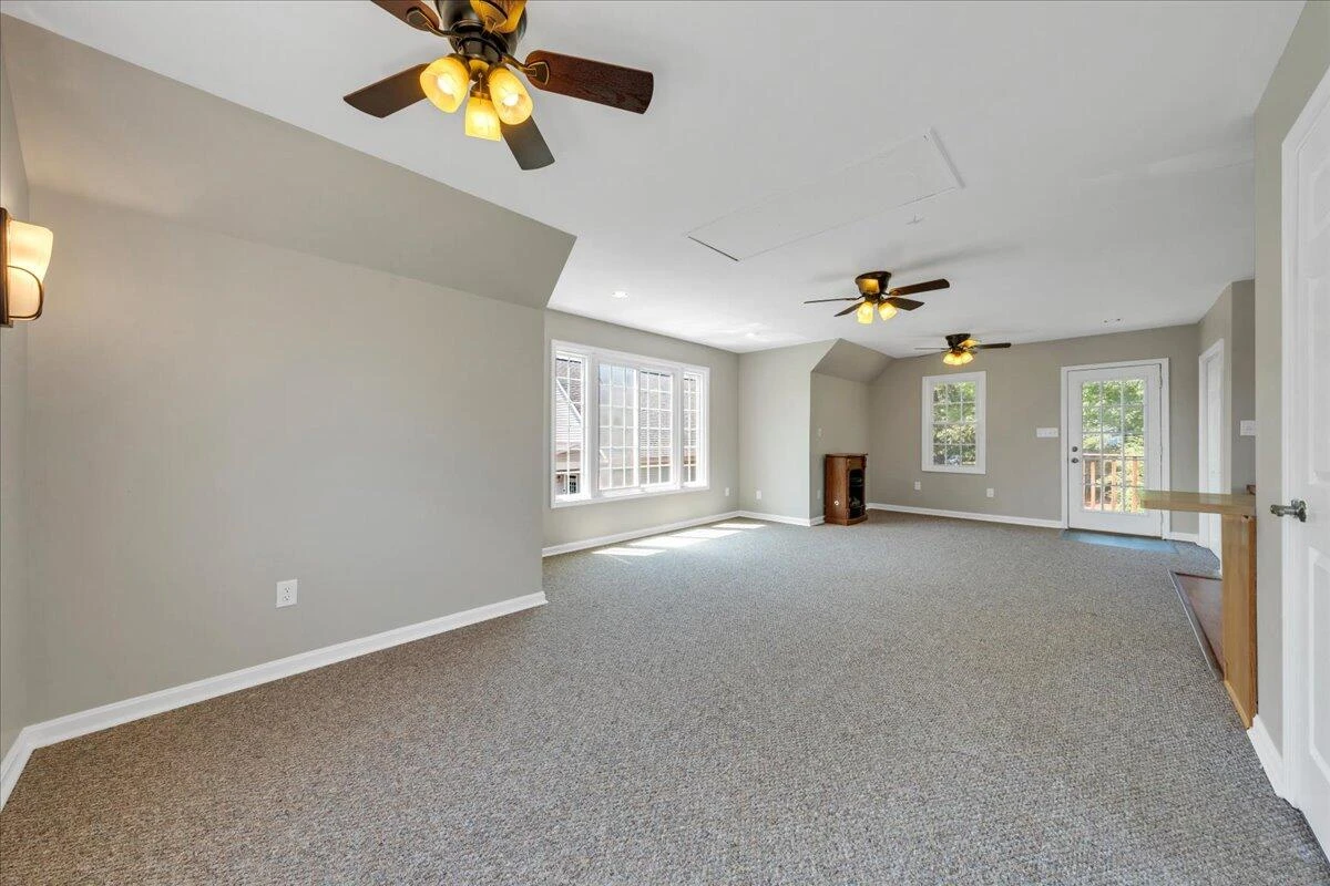 1157 Lakeland Pines DR - Photo 55
