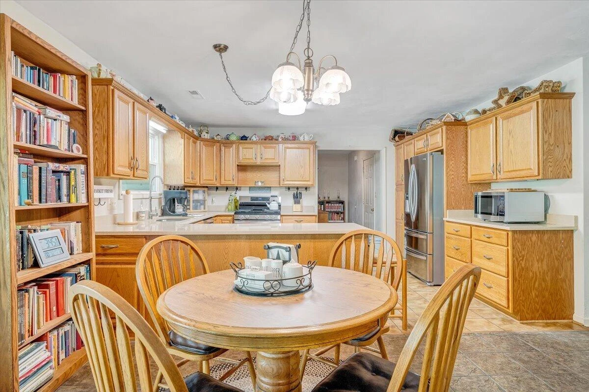 361 Saddlewood DR - Photo 11