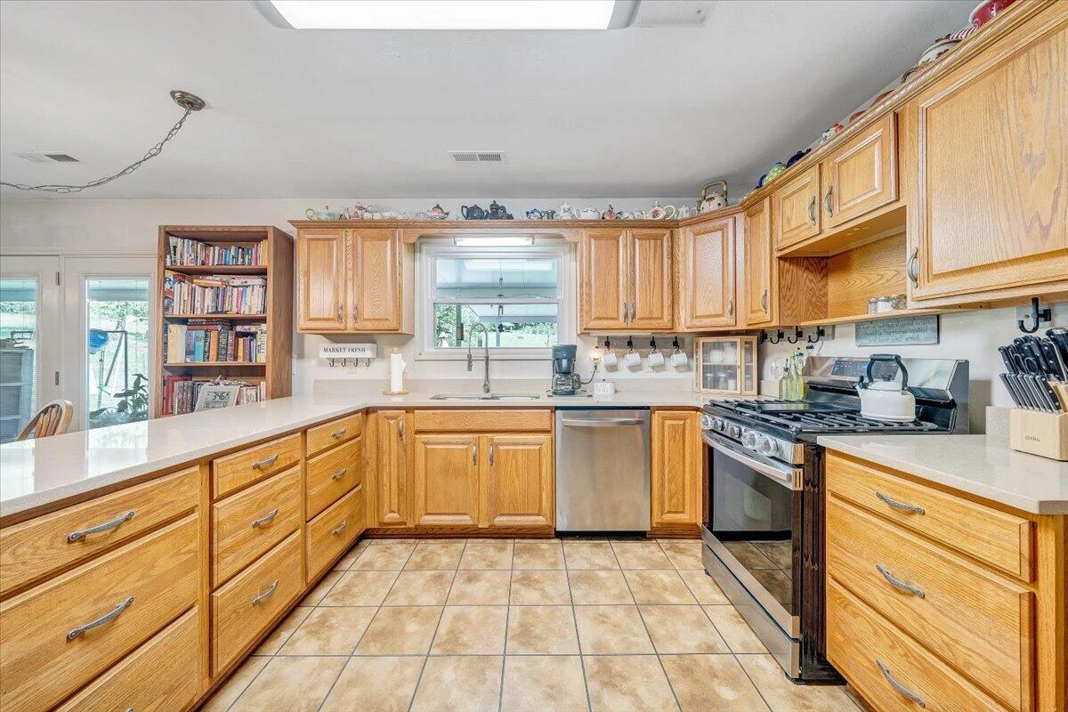 361 Saddlewood DR - Photo 12