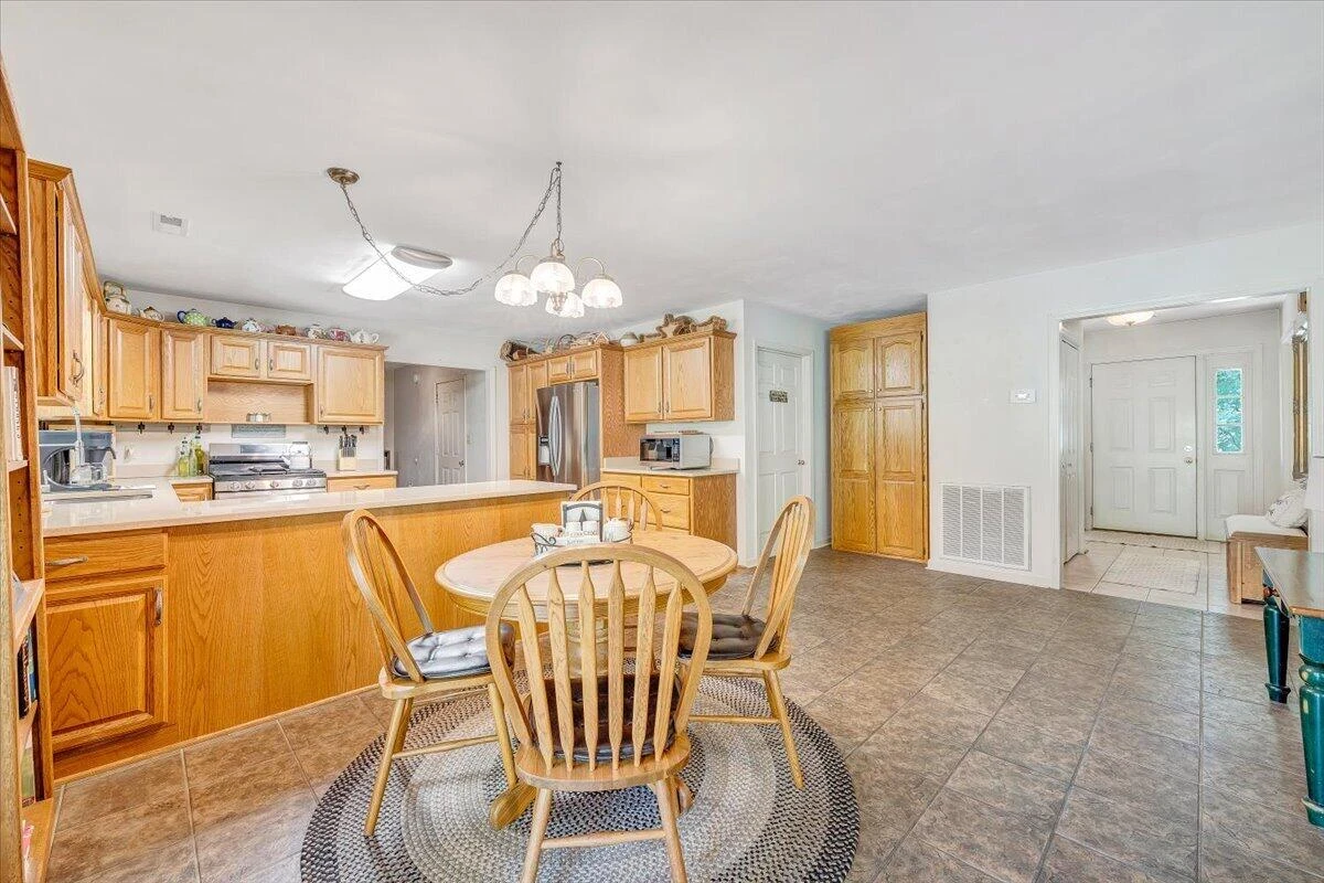 361 Saddlewood DR - Photo 17