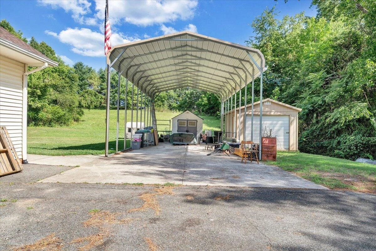 361 Saddlewood DR - Photo 7