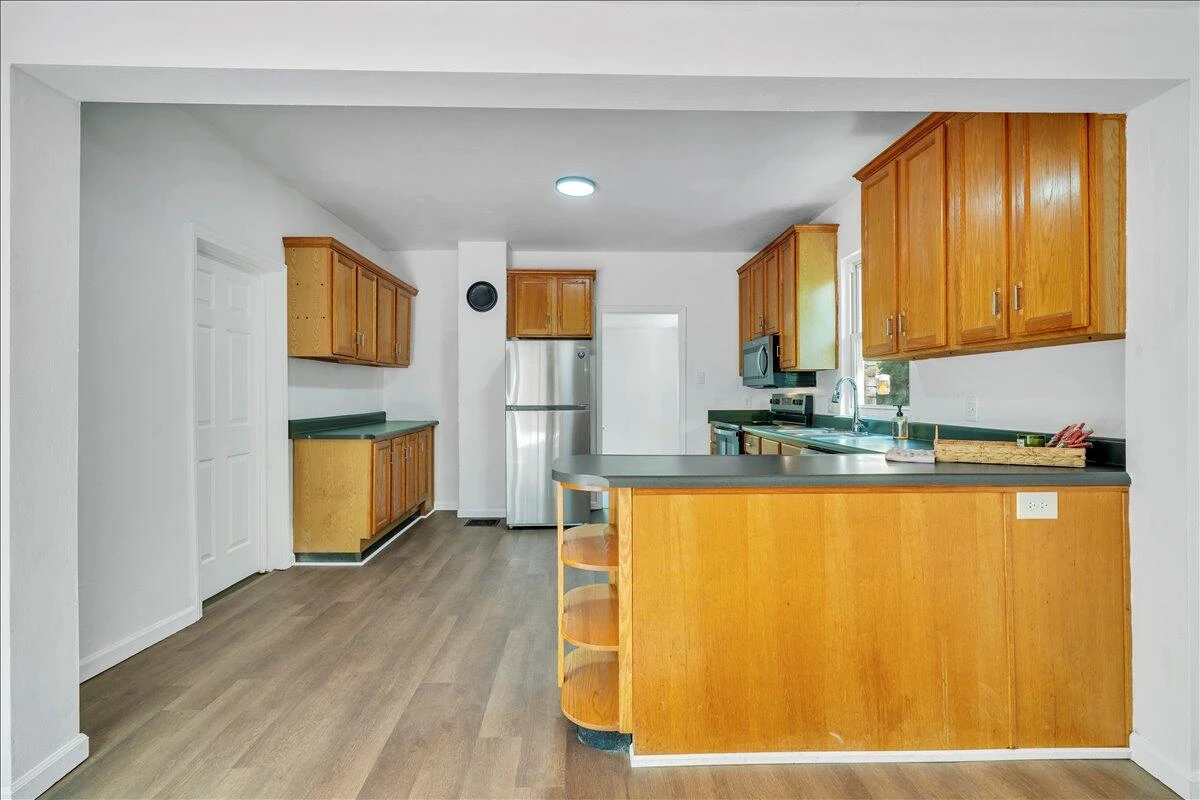 1316 North AVE NE - Photo 12