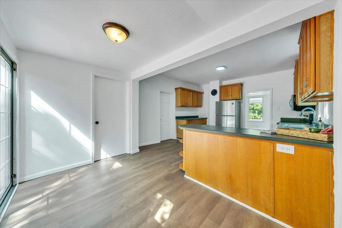 1316 North AVE NE - Photo 14