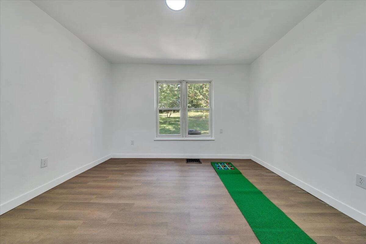 1316 North AVE NE - Photo 17
