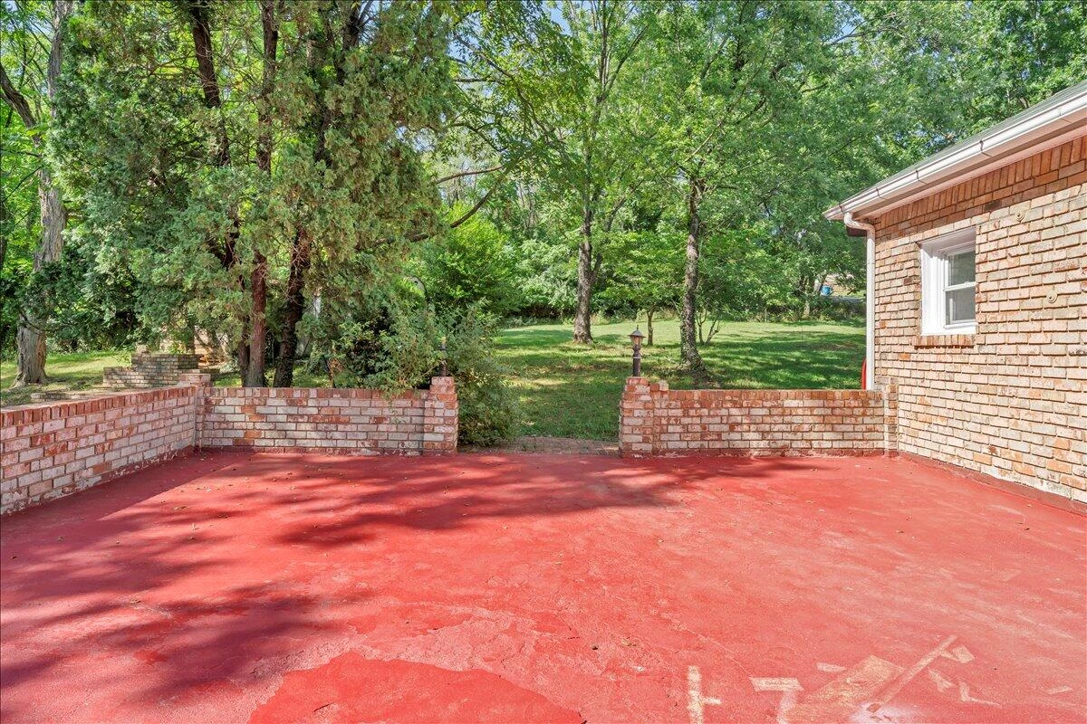 1316 North AVE NE - Photo 26