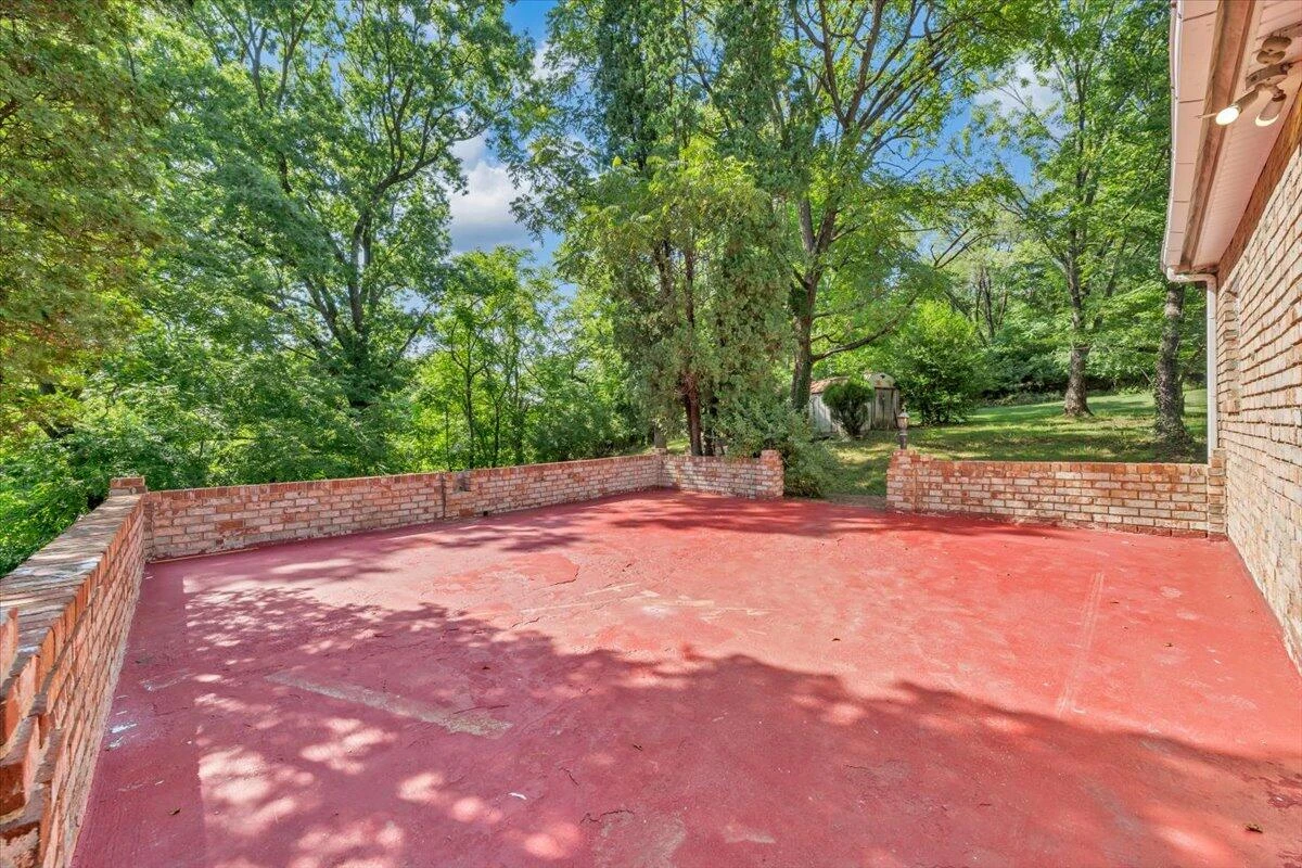 1316 North AVE NE - Photo 27