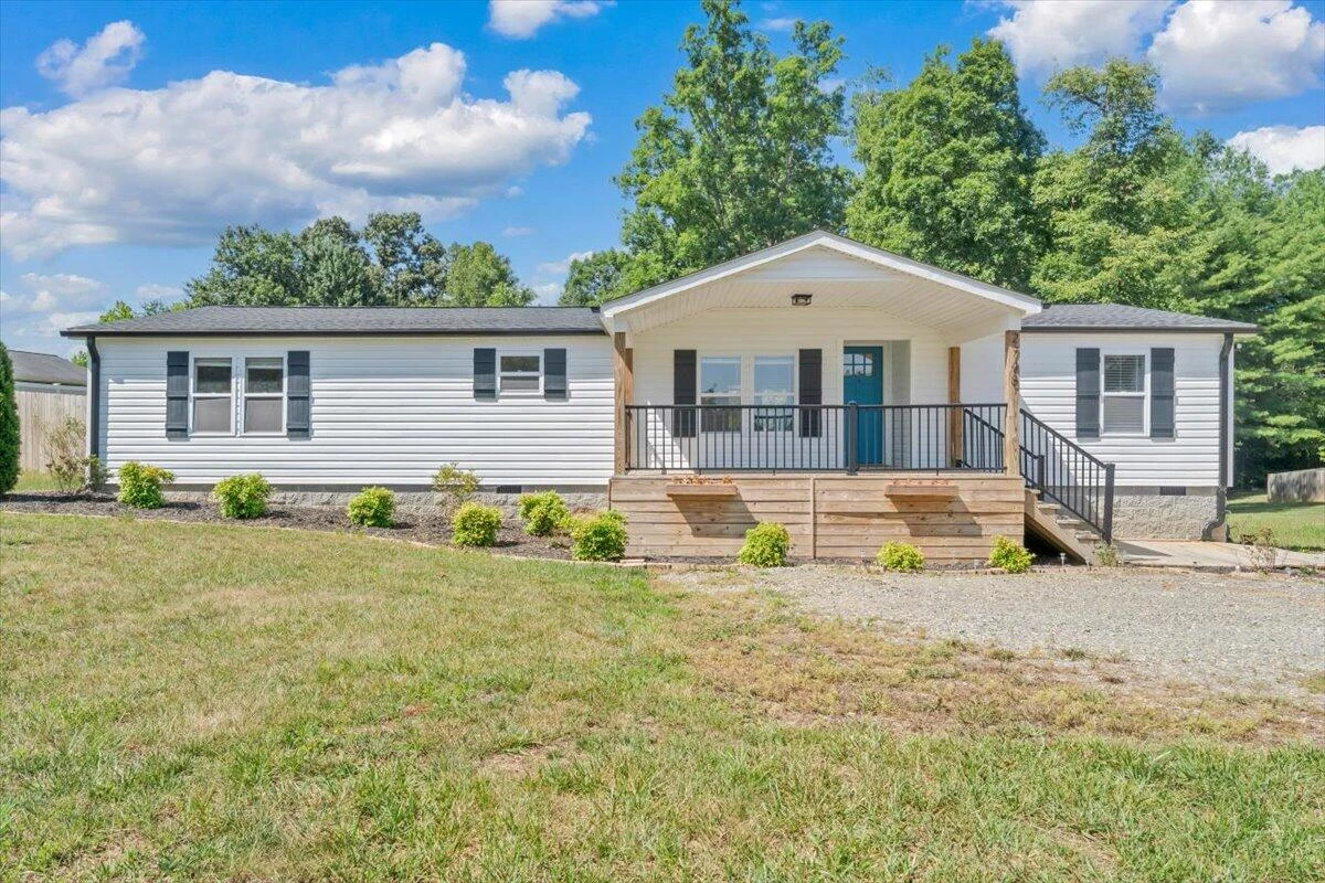 2748 Taylors RD