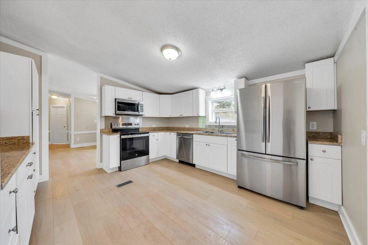 2748 Taylors RD - Photo 15