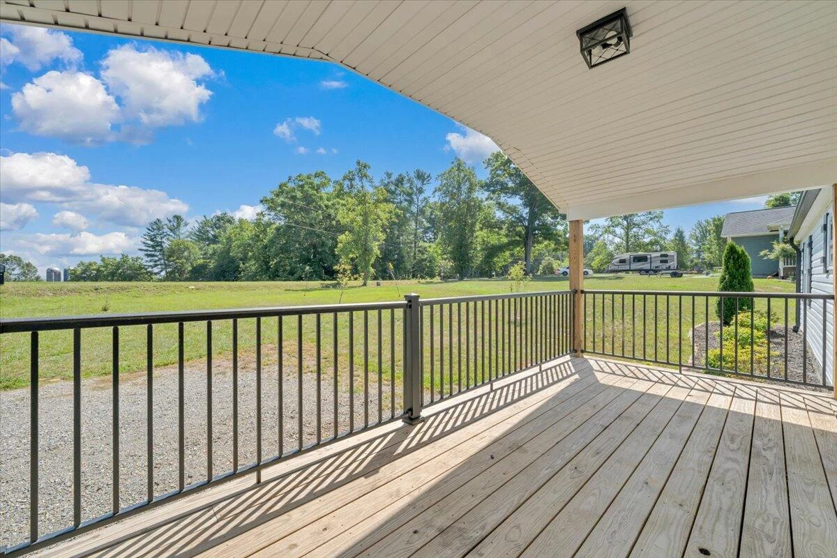 2748 Taylors RD - Photo 2