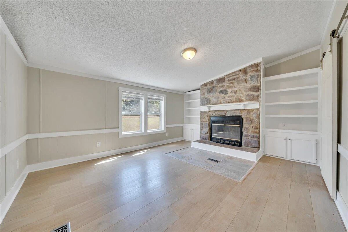 2748 Taylors RD - Photo 23