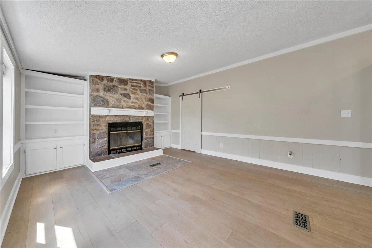 2748 Taylors RD - Photo 25