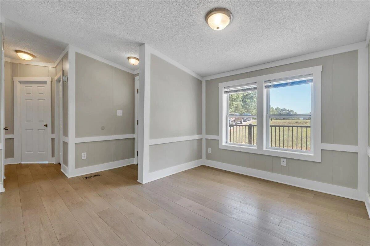 2748 Taylors RD - Photo 5