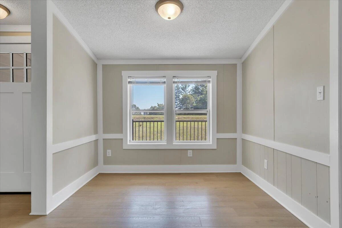 2748 Taylors RD - Photo 6