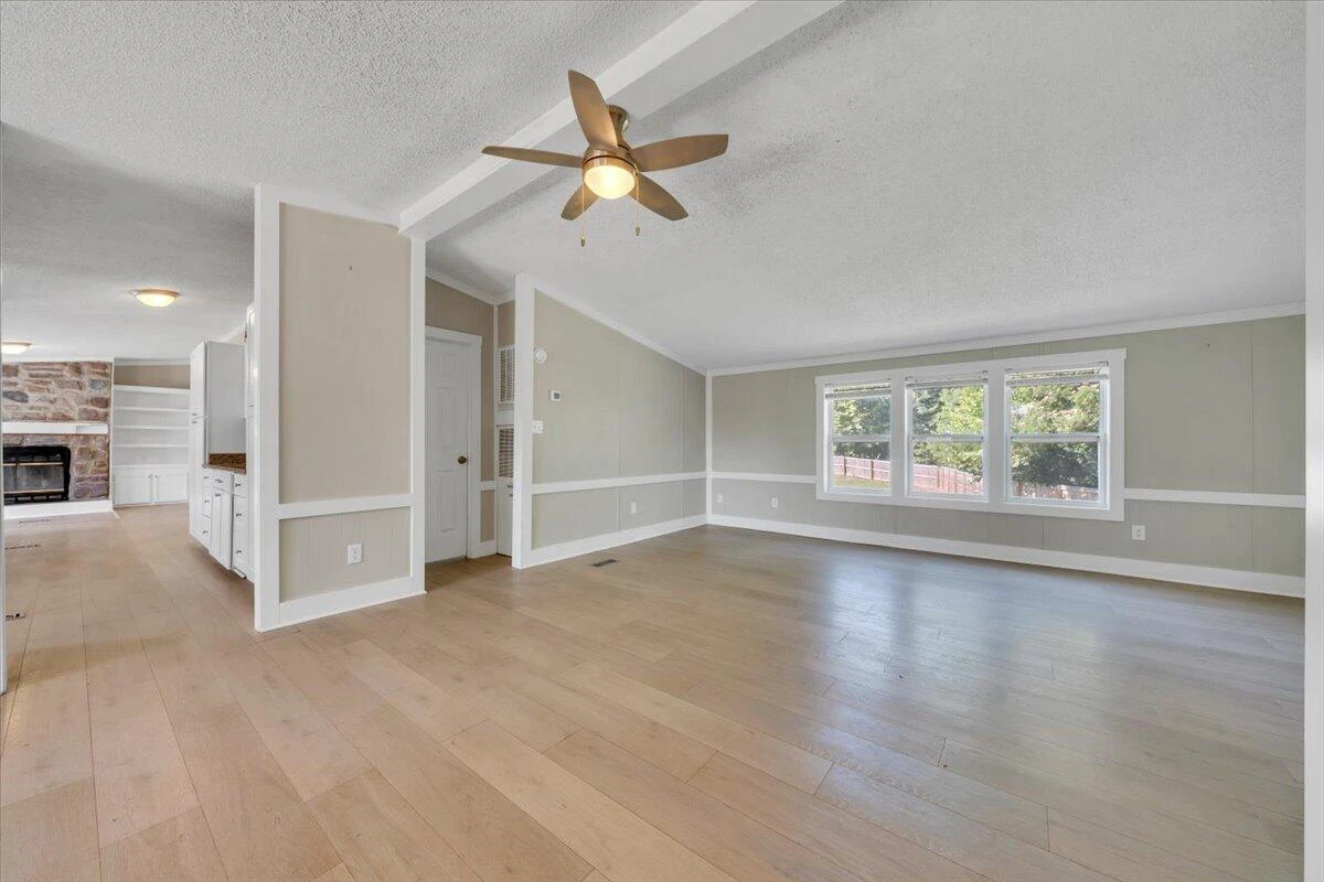 2748 Taylors RD - Photo 7