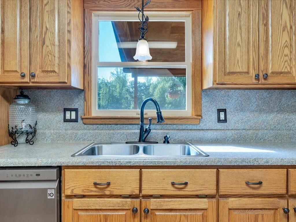 65 Sandalwood DR - Photo 17