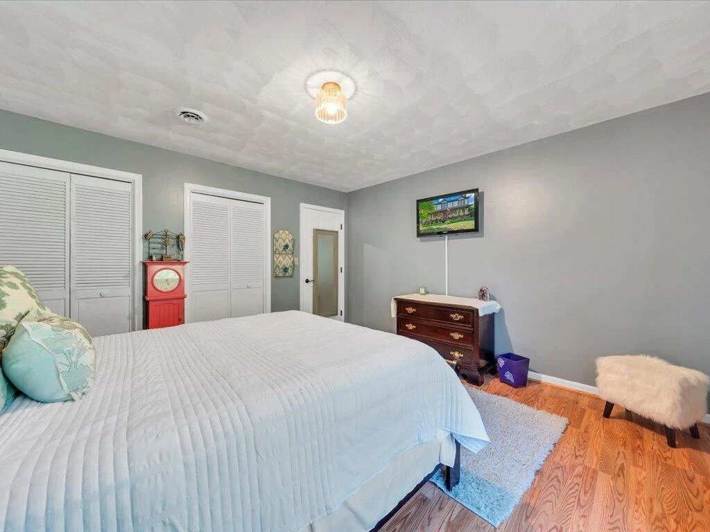 65 Sandalwood DR - Photo 36