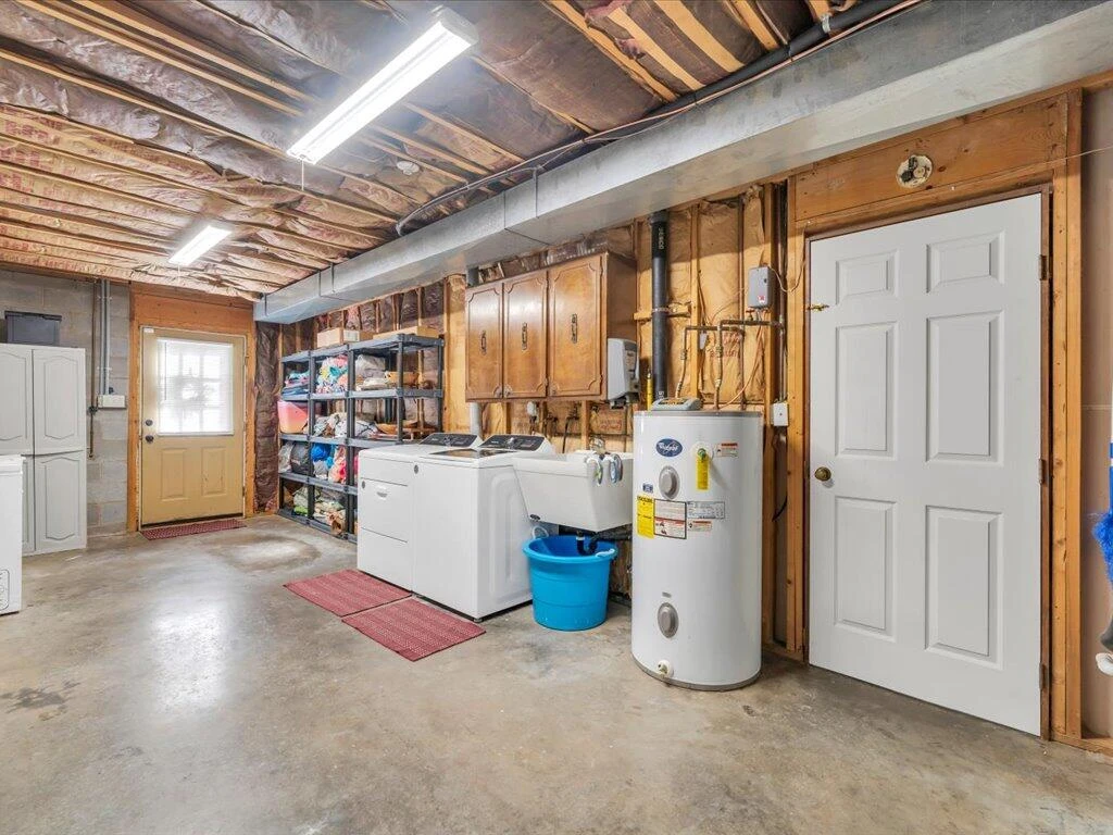65 Sandalwood DR - Photo 47