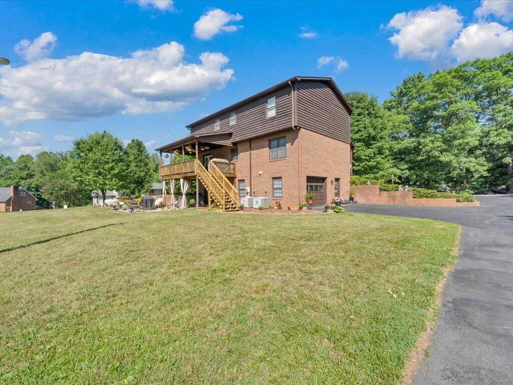 65 Sandalwood DR - Photo 57
