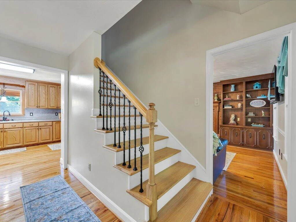 65 Sandalwood DR - Photo 6