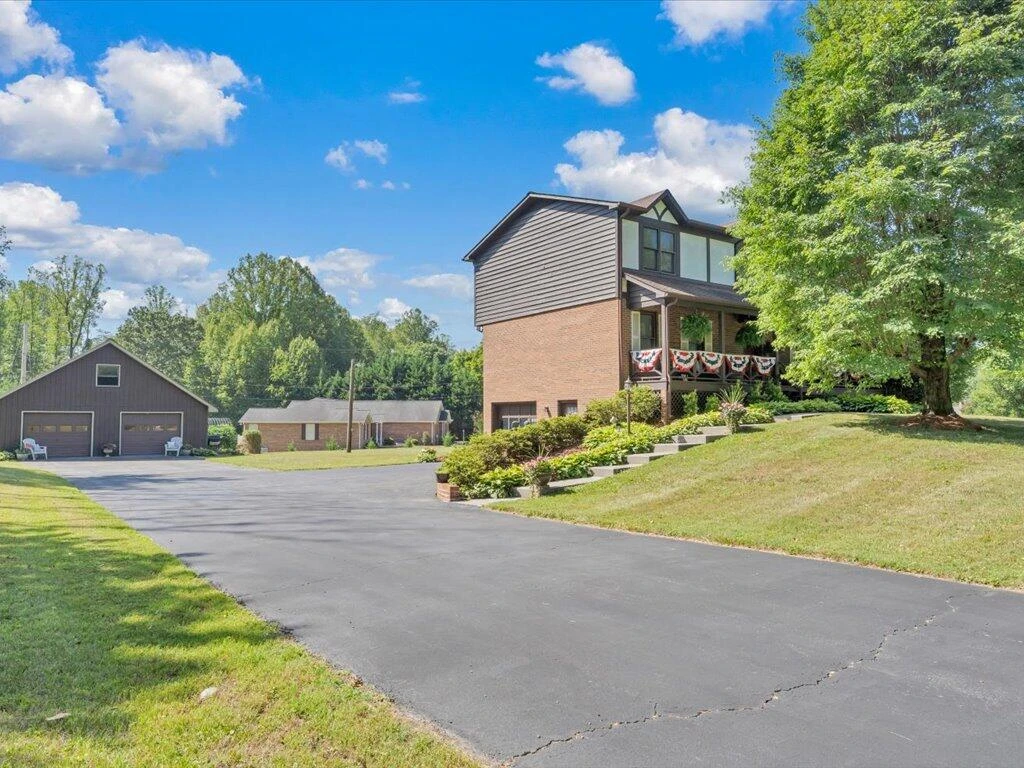 65 Sandalwood DR - Photo 62