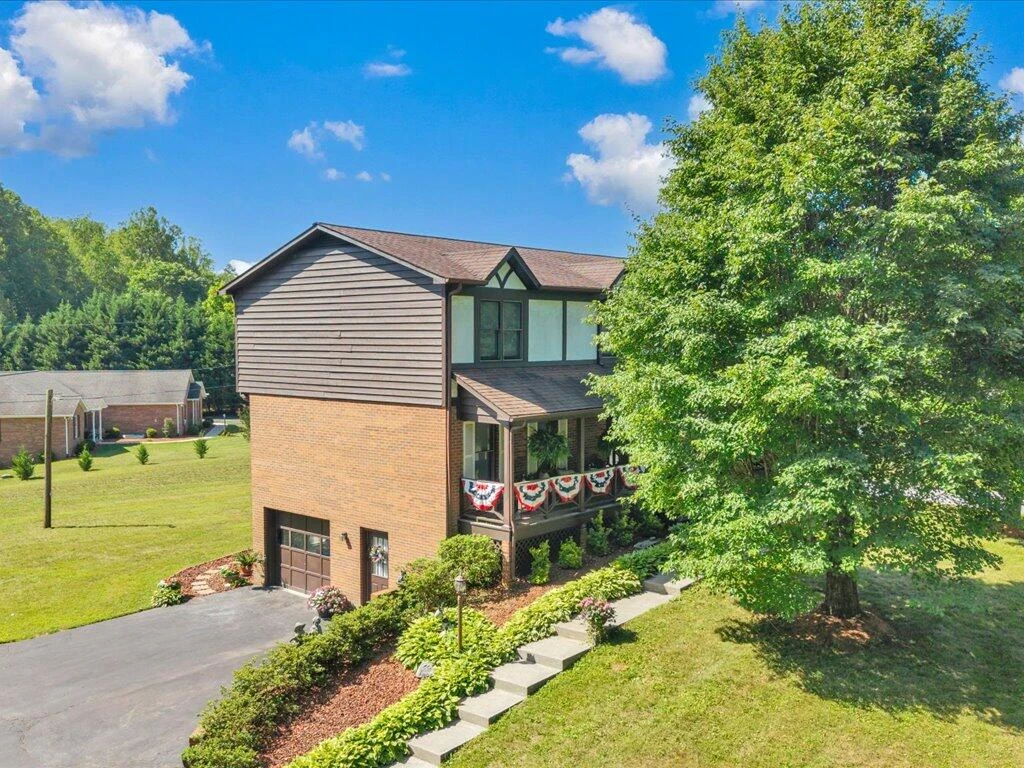 65 Sandalwood DR - Photo 66