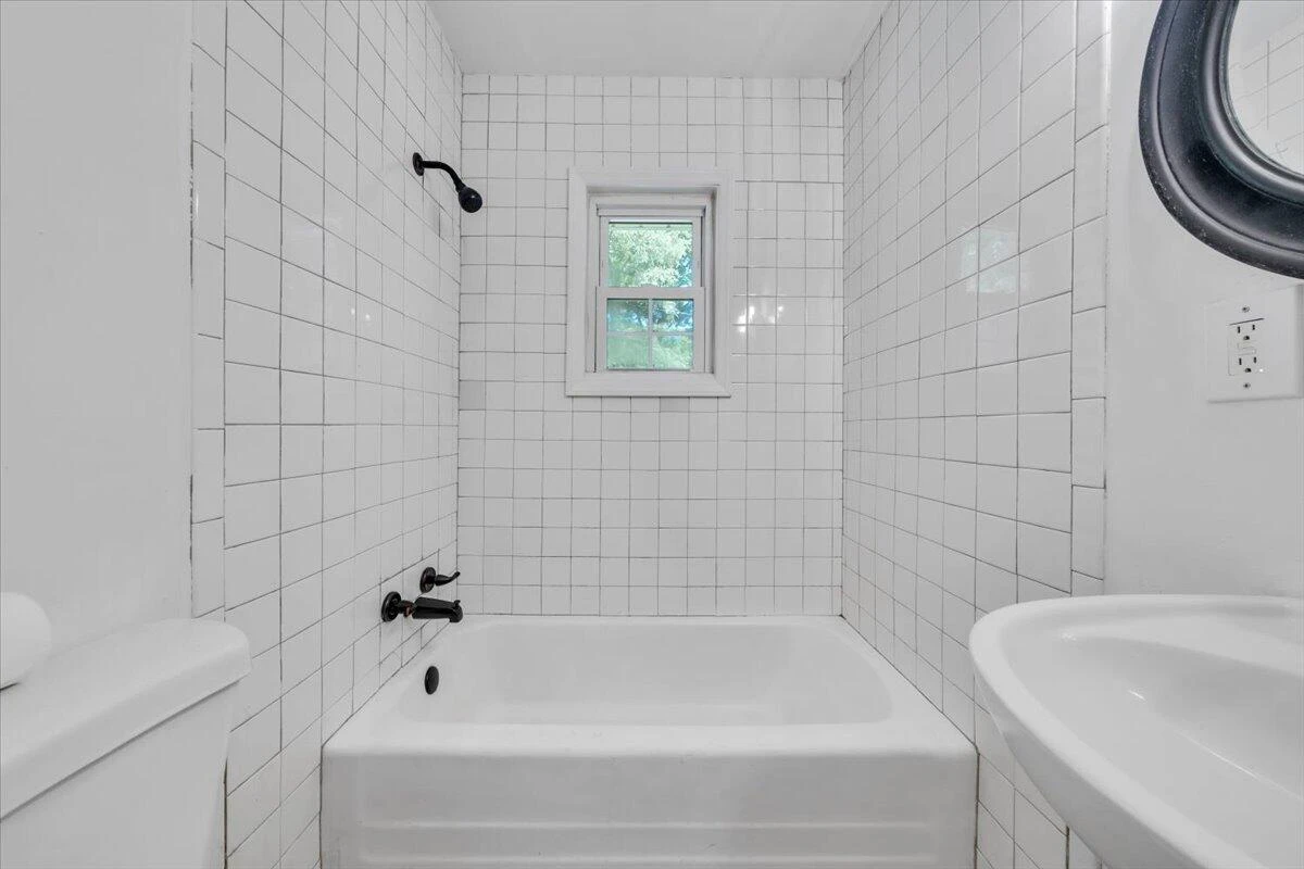 808 John Arthur RD - Photo 17
