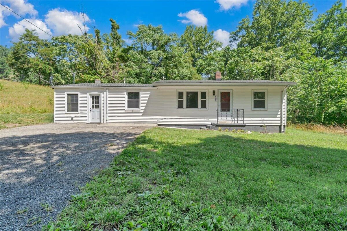 808 John Arthur RD - Photo 24