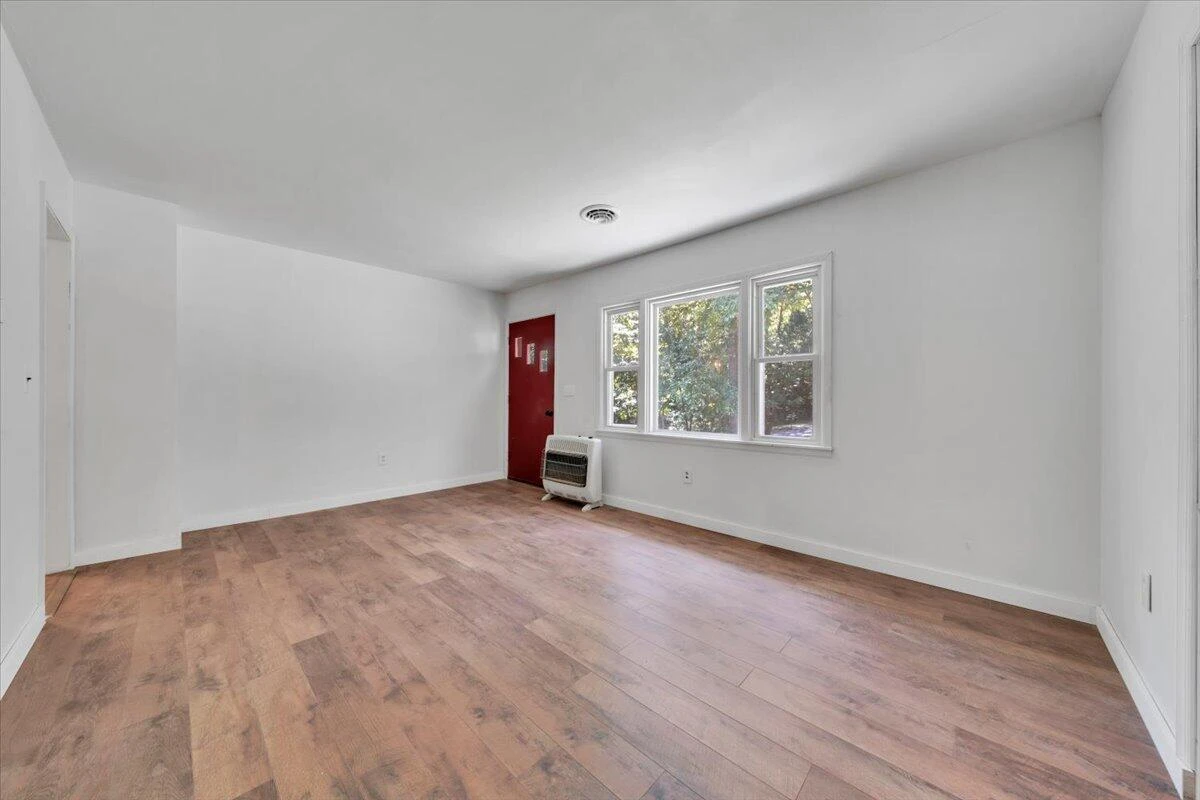 808 John Arthur RD - Photo 4