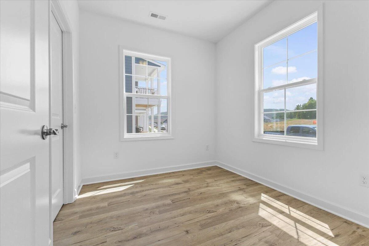 248 Colony AVE - Photo 5