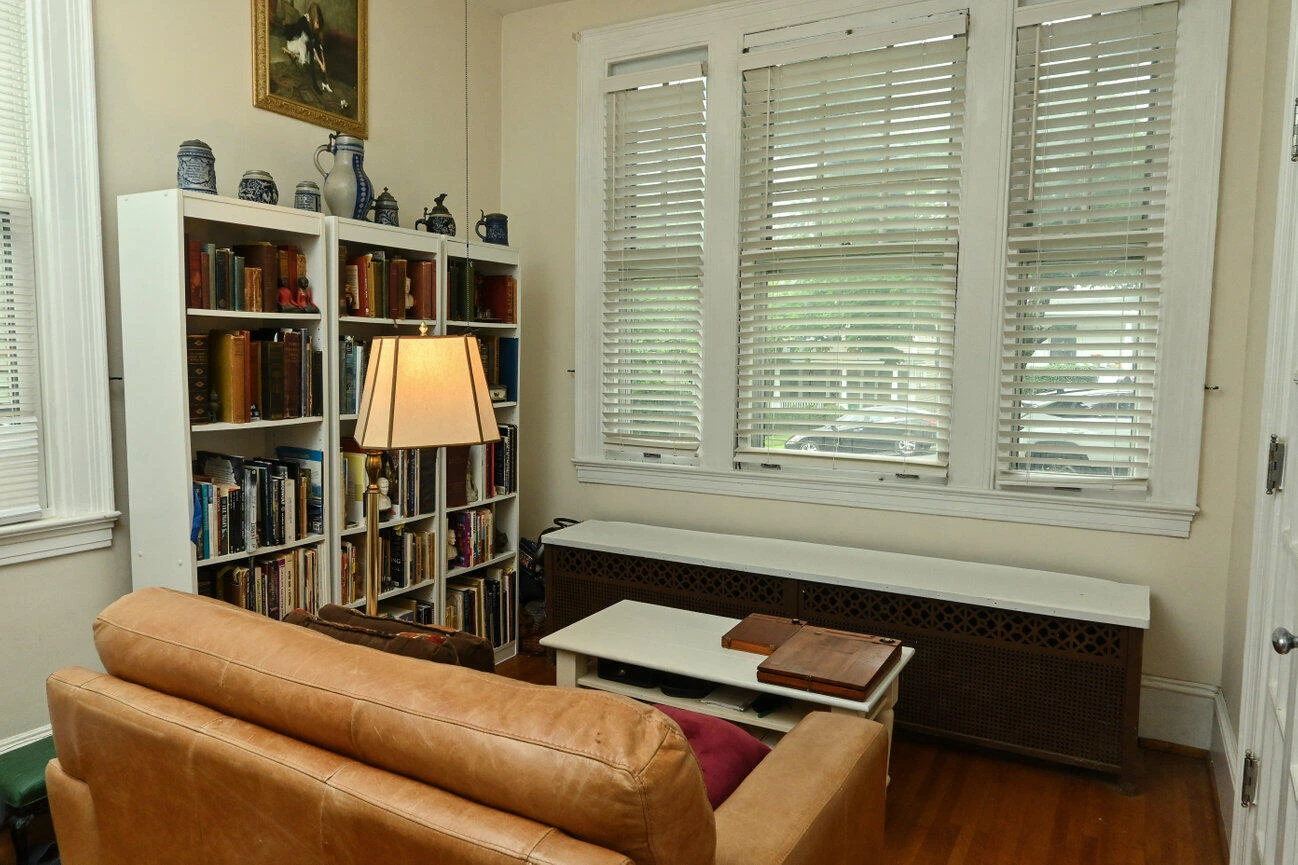 1002 Mccormick BLVD - Photo 18
