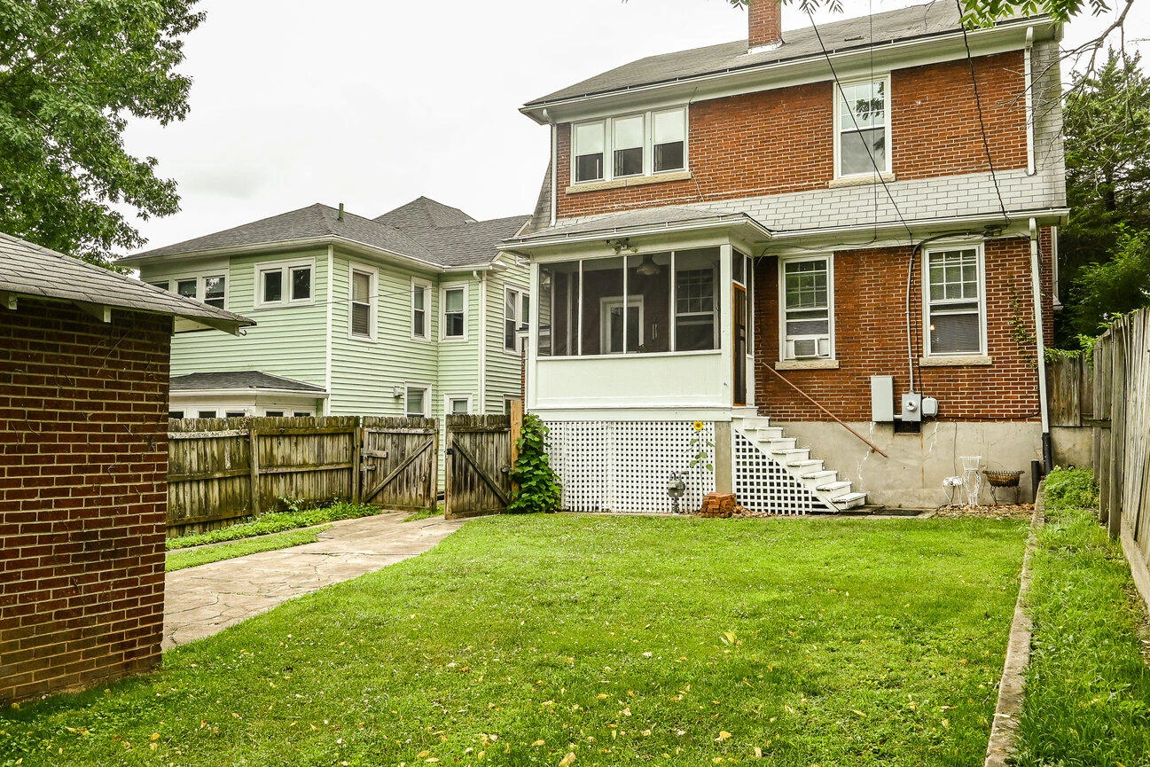1002 Mccormick BLVD - Photo 5