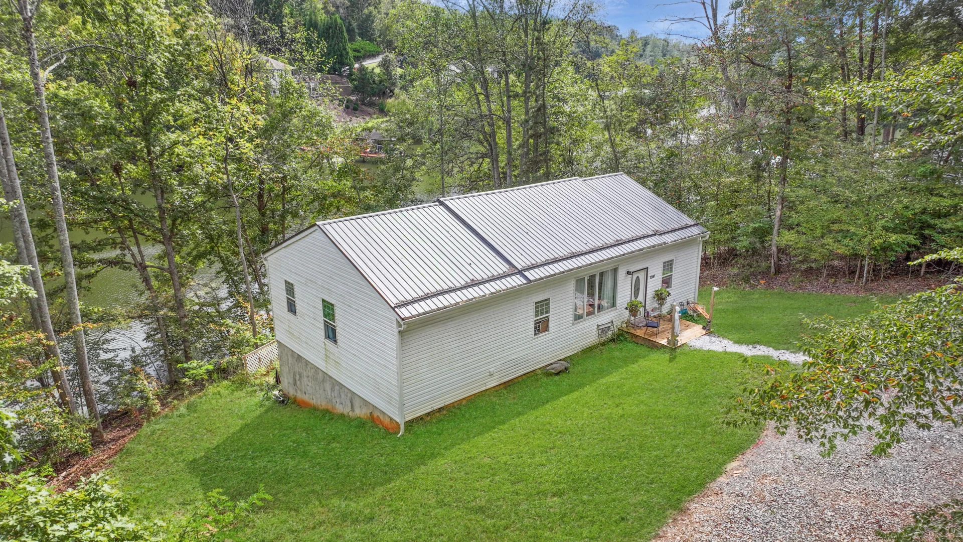 1260 Big Oak LN - Photo 4