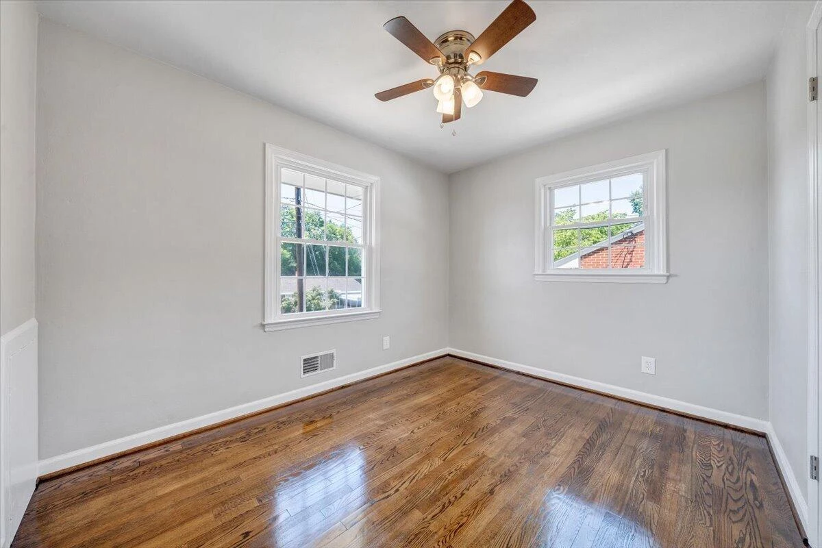 1745 Morwanda ST NW - Photo 19