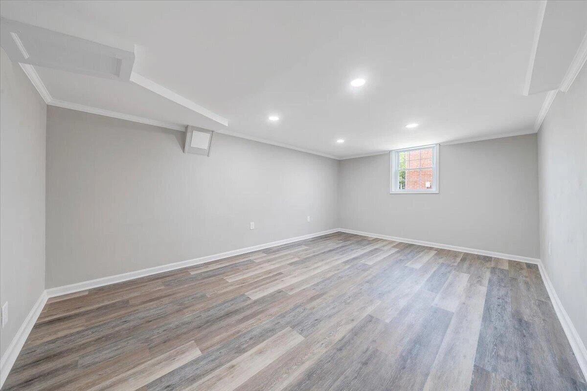 1745 Morwanda ST NW - Photo 24