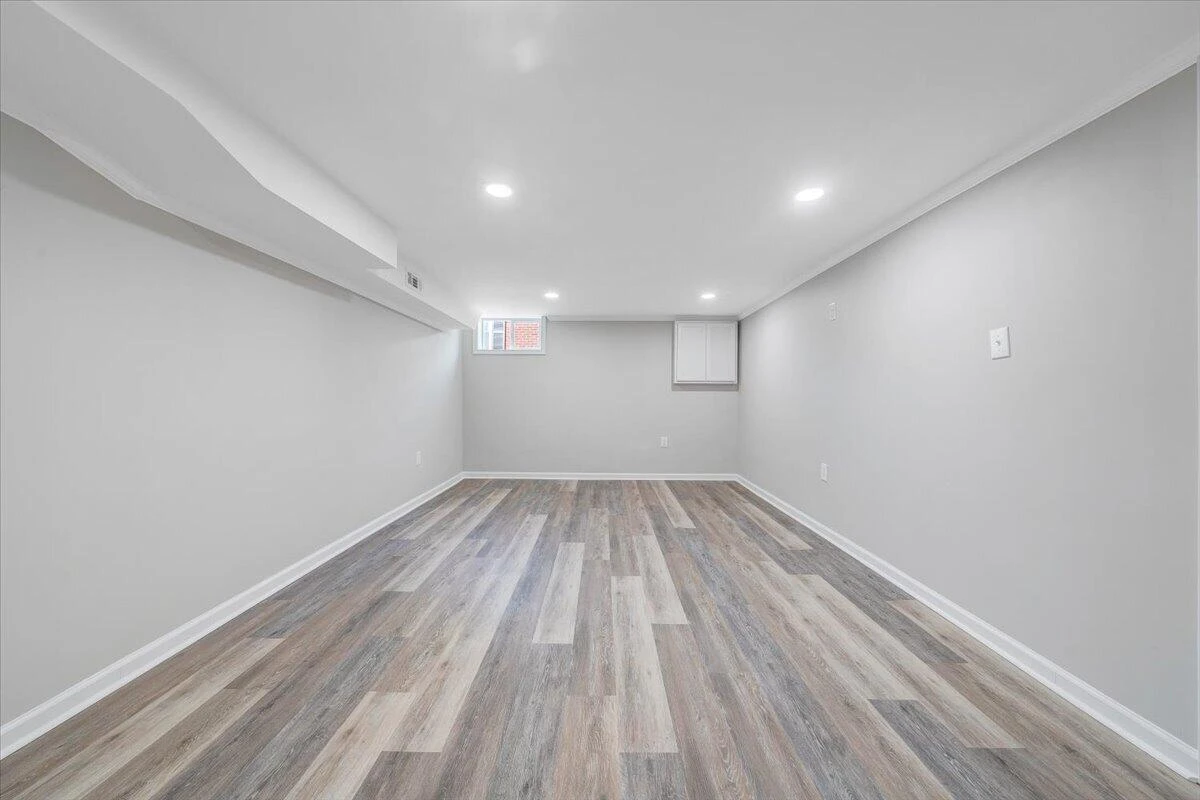 1745 Morwanda ST NW - Photo 32