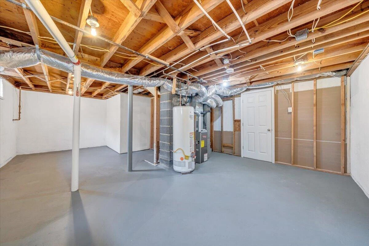 1745 Morwanda ST NW - Photo 36
