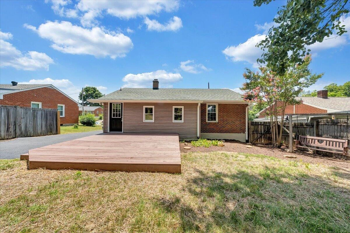 1745 Morwanda ST NW - Photo 47