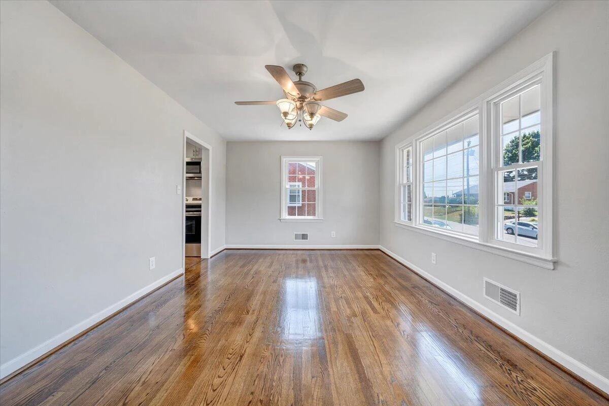 1745 Morwanda ST NW - Photo 5