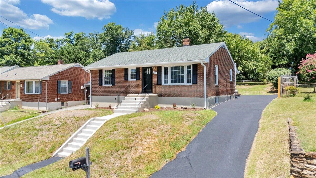 1745 Morwanda ST NW - Photo 61