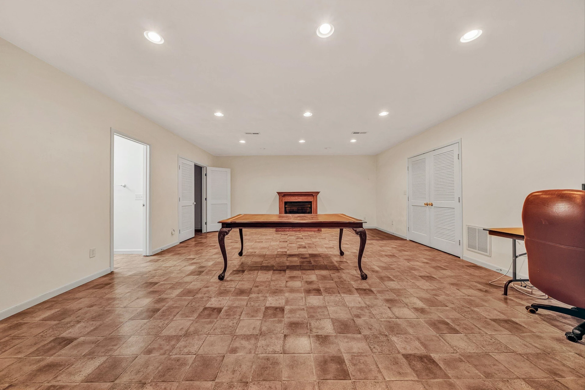 6602 Hartman CT - Photo 23