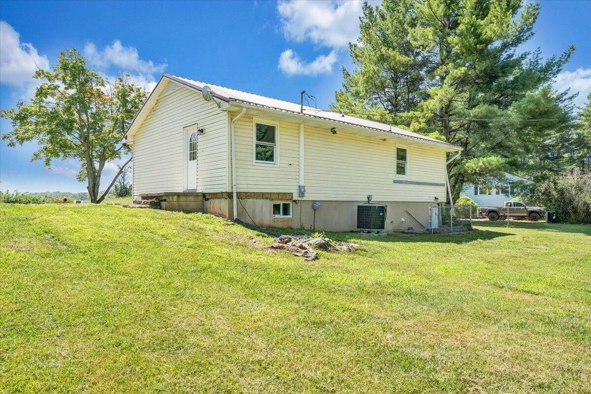777 Switchback RD - Photo 20