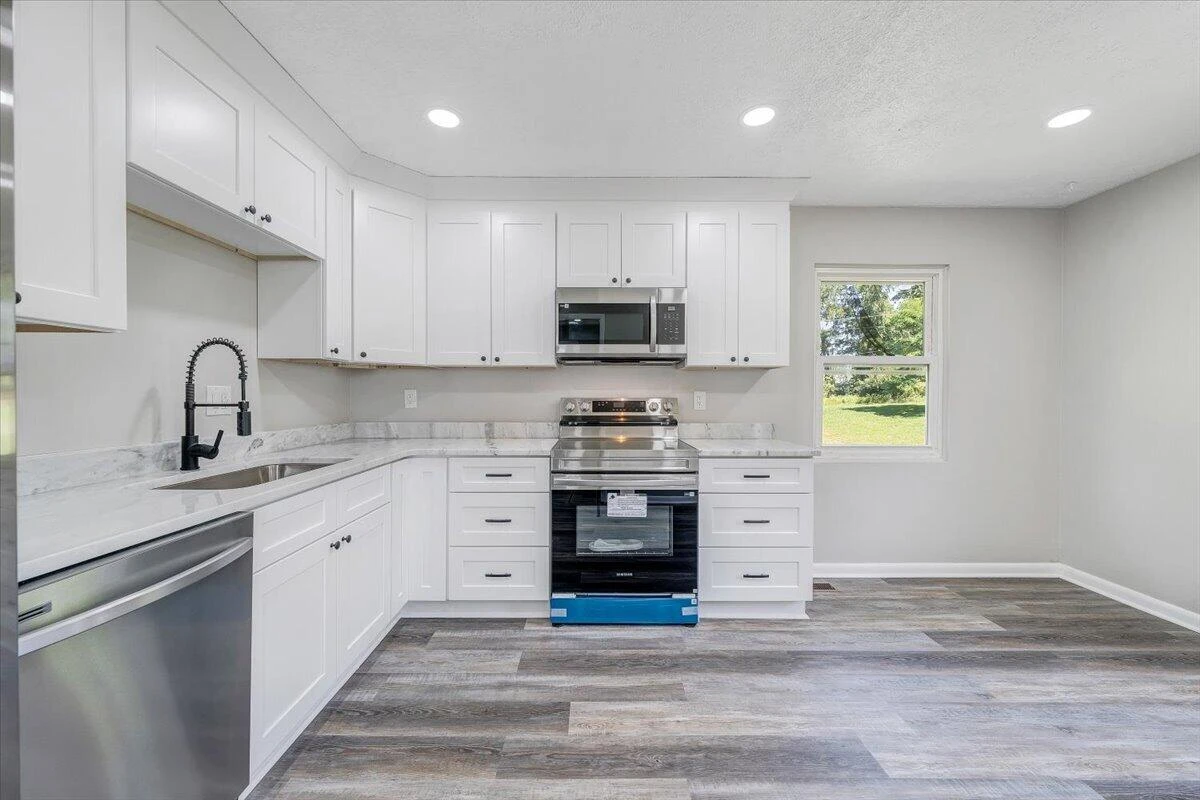 777 Switchback RD - Photo 5